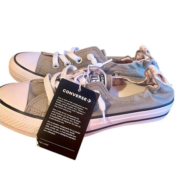 NWT Converse Low Top Shoes - Picture 2 of 5